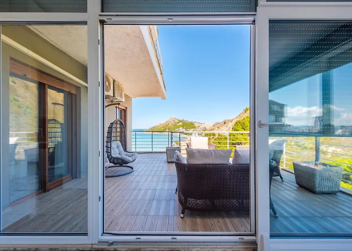 Heaven Hideout 2 Bedroom Apartment